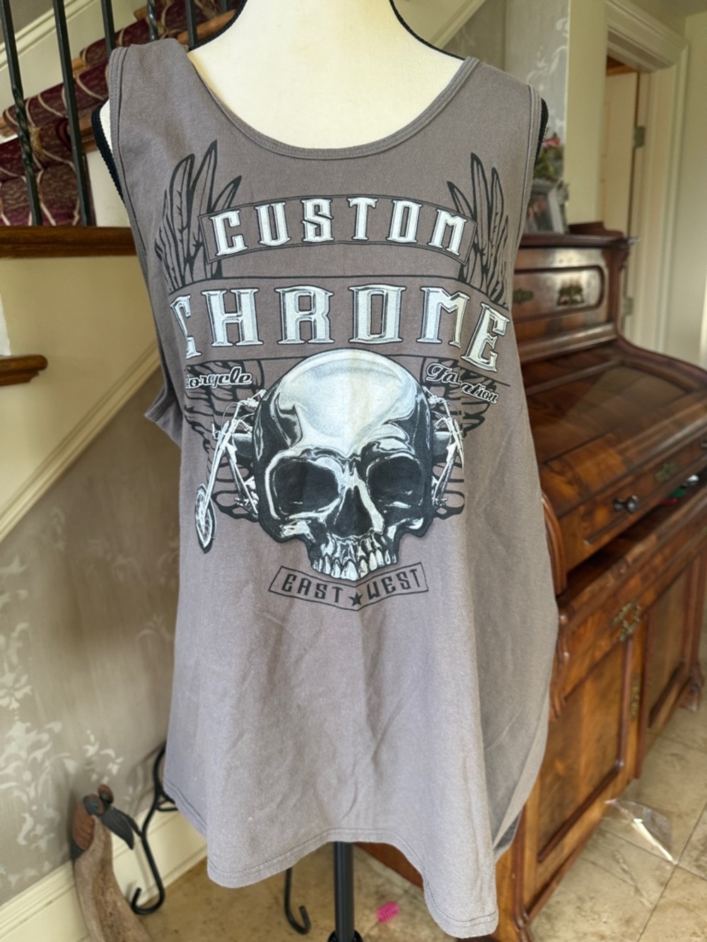 Custom chrome motorcycle fabrication sleeveless tee East/W. XL 100% cotton.